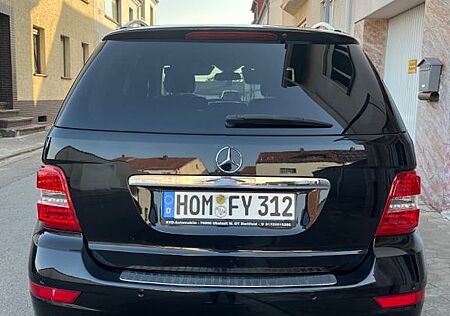 Mercedes-Benz ML 300 CDI 4MATIC BlueEFFICIENCY -