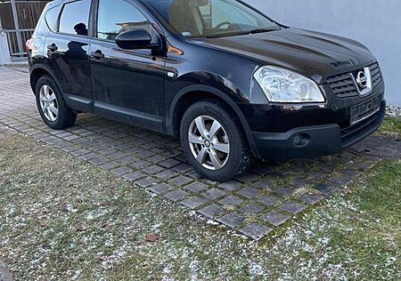 Nissan Qashqai 1.5 mit TÜV
