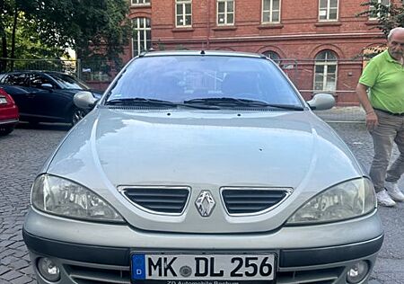 Renault Megane Classic Privilege 1.6 16V Expression