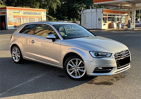 Audi A3 1.4 TFSI S tronic TÜV NEU