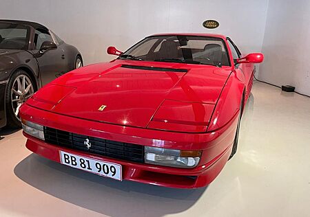 Ferrari Testarossa
