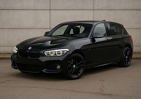 BMW 118i Edition M Sport Shadow Edition SCHECKHEFT