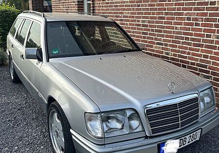 Mercedes-Benz E 280 TE W124/S124 TOP ohne Rost !!!