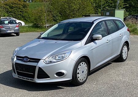 Ford Focus Turnier 1.6 TDCI TÜV NEU NAVI