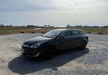 Opel Insignia Sports Tourer-Ahk-Acc-Automatik-Xenon