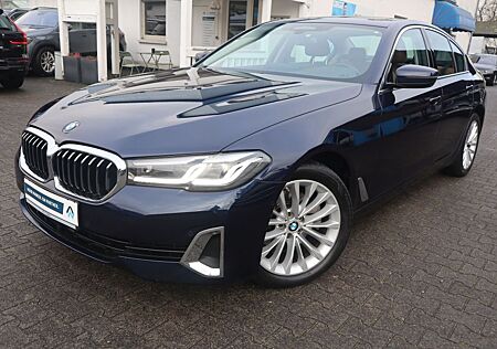 BMW 520d Aut. Luxury Line|NAVIGATION|R-CAM|LEDER|