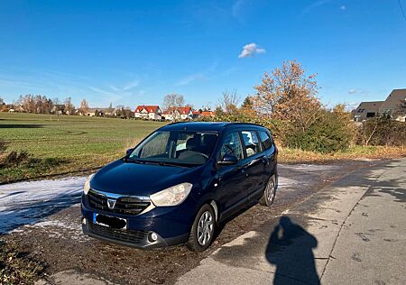 Dacia Lodgy 1.6 inkl. Klima, Winterreifen, AHK