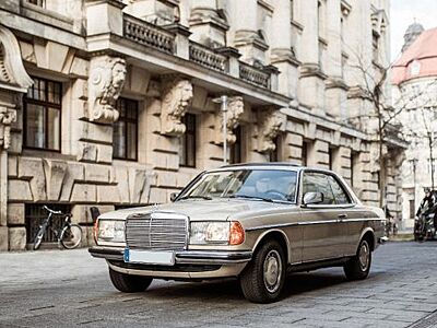 Mercedes-Benz 230 CE