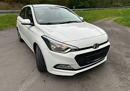 Hyundai i20 YES!