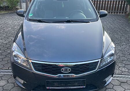Kia Cee'd / Ceed 1.6 CRDi 115PS Vision Vision