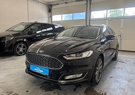 Ford Mondeo Turnier 2.0 TDCi Vignale*Allrad*LED*Matri