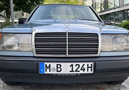 Mercedes-Benz 300 300D W124 H-Kennz. Klima Leder Top Zustand