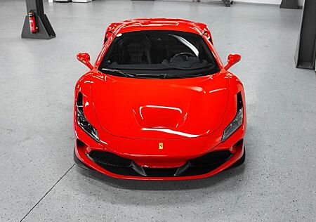 Ferrari F8 Tributo*LIFT*13x CARBON*Full Options*STOCK