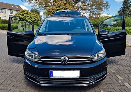 VW Touran Volkswagen 1.5 TSI OPF DSG ACTIVE ACTIVE