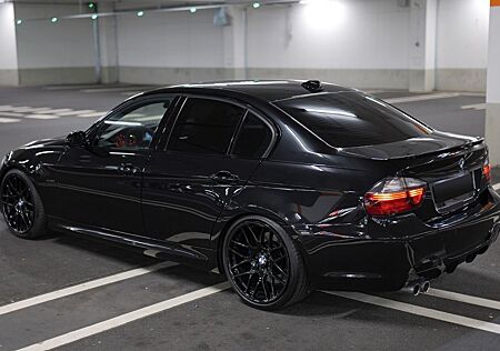 BMW 330 E90 N52 M-Paket TÜV NEU Performance DE