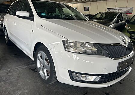 Skoda Rapid Spaceback Drive Klimaaut.Shz.Pdc. Garantie