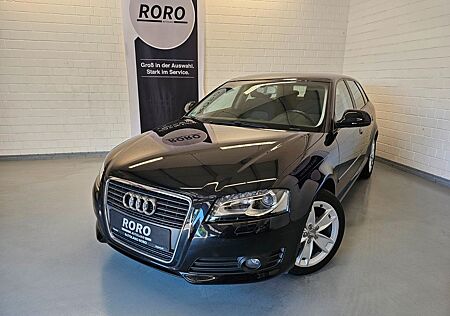 Audi A3 Sportback 1.6 Ambition + Xenon/2xKlima/AHK/LM