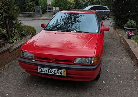 Mazda 323 (BG) mit TÜV