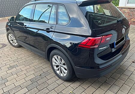 VW Tiguan Volkswagen 2.0 TDI Trendline Comfort