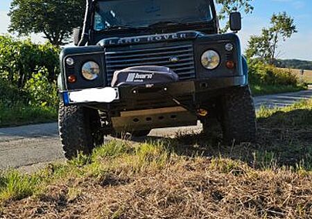 Land Rover Defender 110 Td5 Station Wagon S S