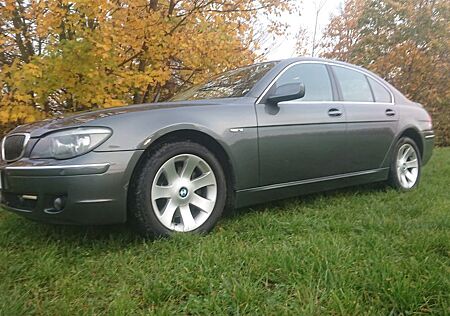 BMW 740i A mit Gasanlage TŰV Neu