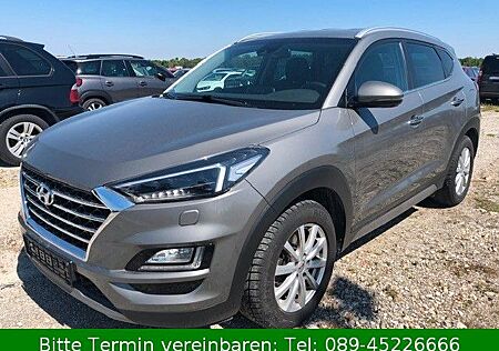 Hyundai Tucson Premium*KAMERA*NAVI*LEDER*PDC*SHZ*LHZ*