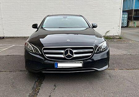 Mercedes-Benz E 220 d Autom. -