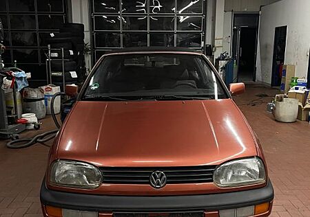 VW Golf Volkswagen 1.8 Standard