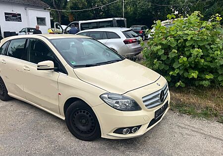 Mercedes-Benz B 180 B -Klasse Taxi