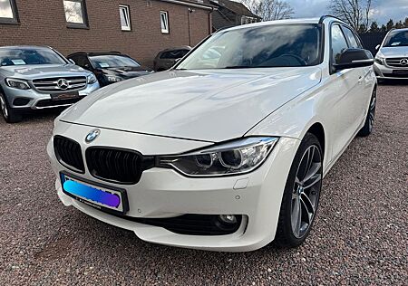 BMW 320d xDrive Touring Sport Line HUD Keyless