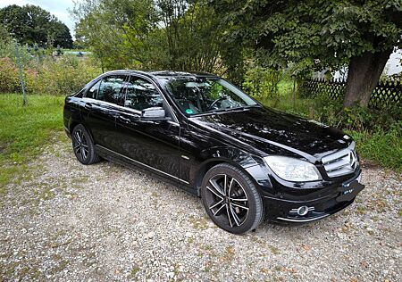 Mercedes-Benz C 300 4MATIC AVANTGARDE AVANTGARDE