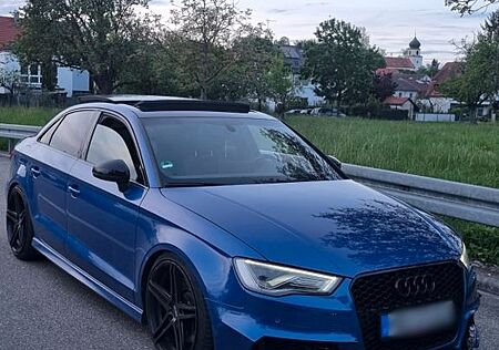 Audi S3 2.0 TFSI quattro Limousine Sepangblau