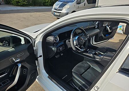 Mercedes-Benz A 220 d DCT - gepflegtes Fahrzeug