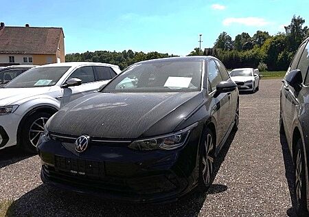 VW Golf Volkswagen R-Line 1.5 eTSI+NAVI+KAMERA+DAB