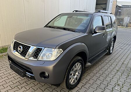 Nissan Pathfinder 3.0 dCi LE.AHK.SHZ.7 Sitzer