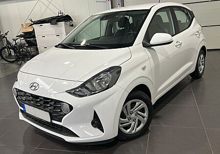 Hyundai i10 1.0 **Klima*SHZ*PDC*Temp*Spur**