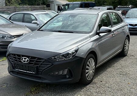 Hyundai i30 Select EURO6/KAMERA/NAVI
