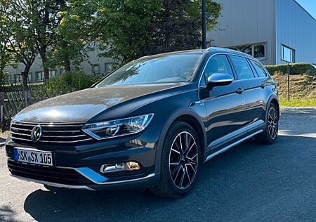 VW Passat Alltrack Volkswagen 2.0 TSI DSG 4MOTION Alltrack...