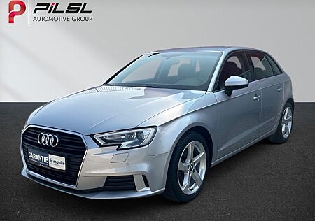 Audi A3 Sportback Sport. 1.6 TDI .Navi .Xenon