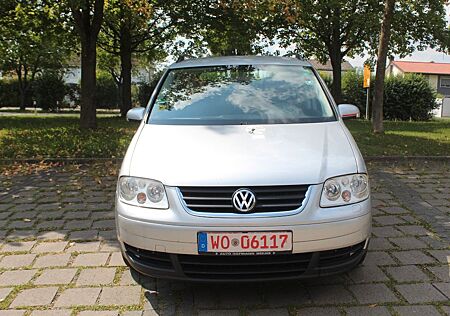 VW Touran Volkswagen 2.0 TDI Trendline