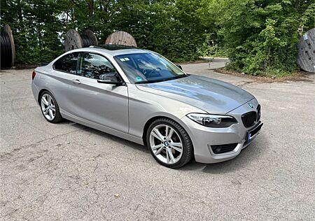 BMW 220i Coupé