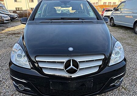 Mercedes-Benz B 200 -AVANGART-KLIMA-AUTOMATIGETRIBE-PDC-