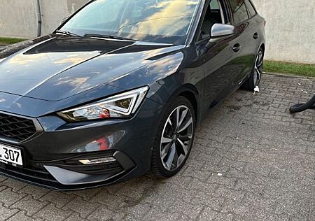 Seat Leon 1.5 eTSI ACT 110kW FR Plus DSG Sportst....