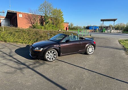 Audi TT Roadster 3.2 Quattro VR6