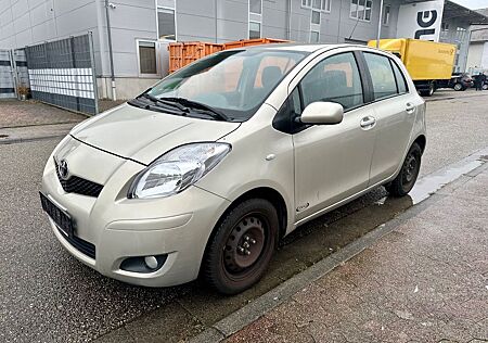 Toyota Yaris Life 1.3 Klimaautomatik