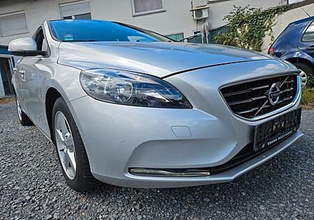 Volvo V40 D3 Geartronic LINJE YOU!
