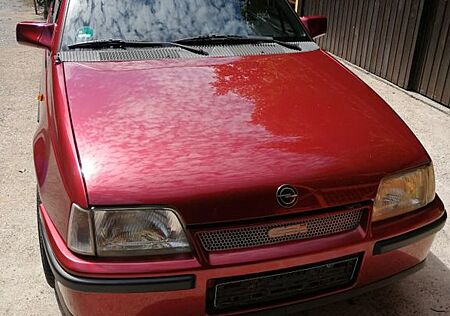 Opel Kadett Cabrio Bertone 1,6 L TÜV bis 6/27
