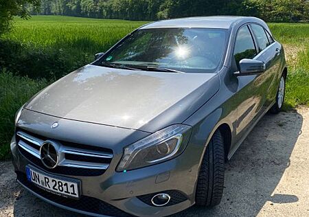 Mercedes-Benz A 180 BlueEFFICIENCY Edition Edition