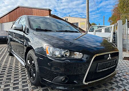 Mitsubishi Lancer 1.6l*Klimaaut*2.Hand*Navi*DAB*Sitzhzg*