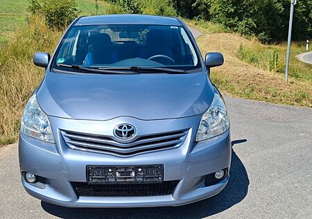 Toyota Verso Life Alu*AHK*Euro5